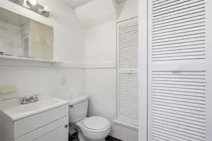 19 Singer Ave, McKees Rocks, PA 15136 - Photo 12