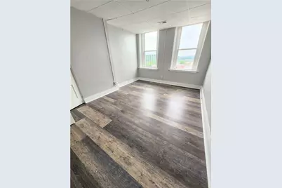 3208 Brereton St #4, Pittsburgh, PA 15219 - Photo 2