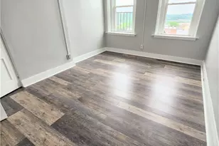 3208 Brereton St, Pittsburgh, PA 15219 - Photo 2