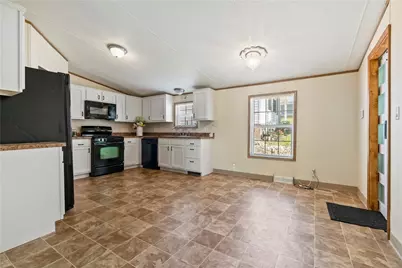 111 Pembrooke Dr, Salem Township, PA 15626 - Photo 8