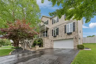 125 Edgewood Dr, New Stanton, PA 15672 - Photo 1