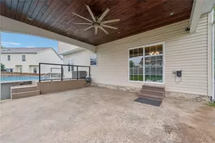 125 Edgewood Dr, New Stanton, PA 15672 - Photo 28