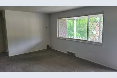 11032 Azalea Dr, Pittsburgh, PA 15235 - Photo 2