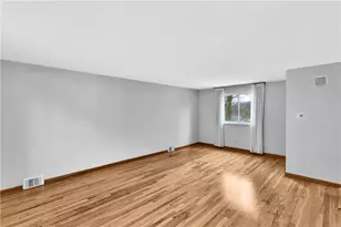 221 Sharon Dr, Pittsburgh, PA 15221 - Photo 8