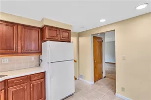 221 Sharon Dr, Pittsburgh, PA 15221 - Photo 18
