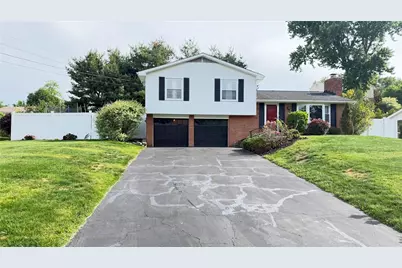 145 Lansdowne Dr, Moon/Crescent Twp, PA 15108 - Photo 1