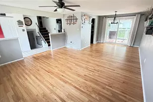 145 Lansdowne Dr, Moon/Crescent Twp, PA 15108 - Photo 6