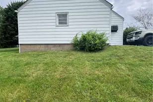 1705 10th Ave, Brighton Township, PA 15009 - Photo 4