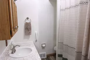 695 Milltown Rd, Pittsburgh, PA 15068 - Photo 14