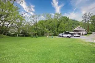695 Milltown Rd, Pittsburgh, PA 15068 - Photo 4