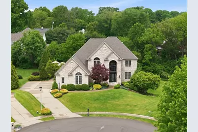 2013 Marjorie Ln, Moon/Crescent Twp, PA 15108 - Photo 2