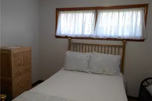 408 Center St, Vanderbilt, PA 15486 - Photo 6