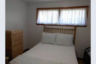 408 Center St, Vanderbilt, PA 15486 - Photo 6