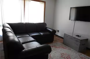 408 Center St, Vanderbilt, PA 15486 - Photo 4