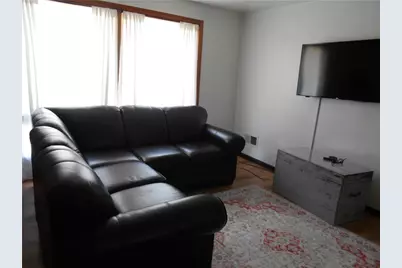 408 Center St, Vanderbilt, PA 15486 - Photo 4