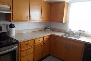 408 Center St, Vanderbilt, PA 15486 - Photo 4