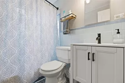 1801 McCully Rd, Pittsburgh, PA 15234 - Photo 18