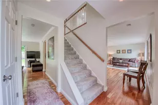 135 Vanderbilt Dr, Pittsburgh, PA 15243 - Photo 6