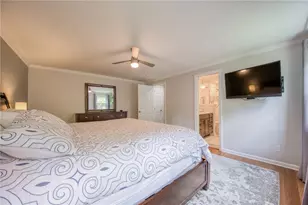 135 Vanderbilt Dr, Pittsburgh, PA 15243 - Photo 28