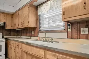215 S 4th, West Newton, PA 15089 - Photo 6