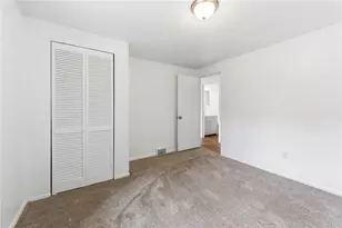 122 Springhouse Dr, Center Township, PA 16001 - Photo 16