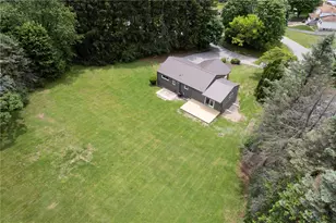 122 Springhouse Dr, Center Township, PA 16001 - Photo 38