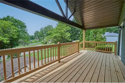 122 Springhouse Dr, Center Township, PA 16001 - Photo 4