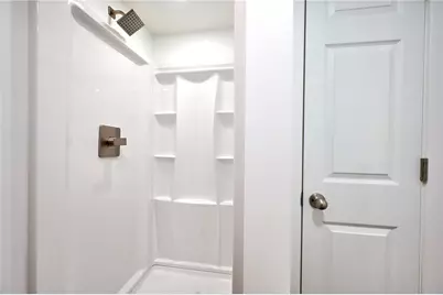 122 Springhouse Dr, Center Township, PA 16001 - Photo 24