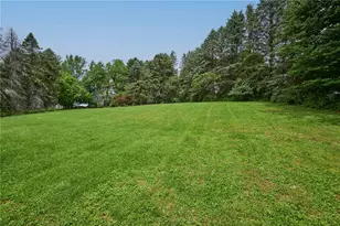 122 Springhouse Dr, Center Township, PA 16001 - Photo 32