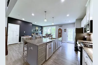 183 Moyer Hill Dr, Cranberry Township, PA 16066 - Photo 8