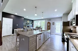 183 Moyer Hill Dr, Cranberry Township, PA 16066 - Photo 8