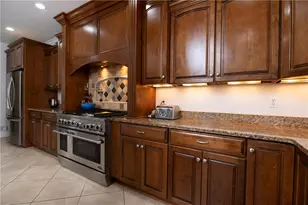 104 Walden Pond Ln, Cranberry Township, PA 16066 - Photo 16