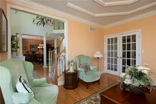 104 Walden Pond Ln, Cranberry Township, PA 16066 - Photo 4
