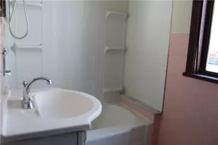 569 Linden Way, Donora, PA 15033 - Photo 8