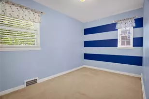 2406 Morrow Pl, Bethel Park, PA 15102 - Photo 28