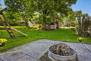 2406 Morrow Pl, Bethel Park, PA 15102 - Photo 34