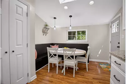 2406 Morrow Pl, Bethel Park, PA 15102 - Photo 16