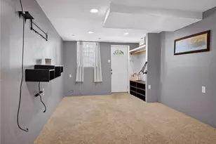 2406 Morrow Pl, Bethel Park, PA 15102 - Photo 30