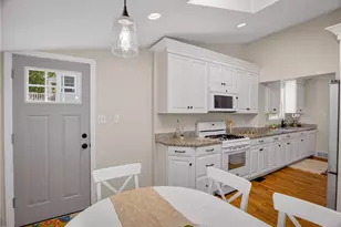 2406 Morrow Pl, Bethel Park, PA 15102 - Photo 18