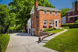 2406 Morrow Pl, Bethel Park, PA 15102 - Photo 2