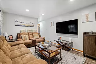 3101 Viola St, Pittsburgh, PA 15214 - Photo 4