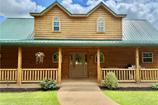 498 Lockwood Rd, Washington Township, PA 15632 - Photo 2