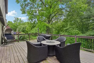10095 Oakridge Dr, Pittsburgh, PA 15090 - Photo 44