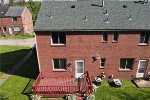 507 Washington Ave, Clairton, PA 15025 - Photo 4