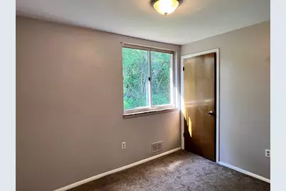 507 Washington Ave, Clairton, PA 15025 - Photo 22