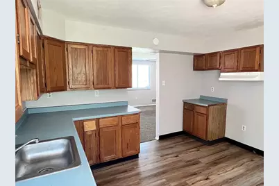 507 Washington Ave, Clairton, PA 15025 - Photo 16