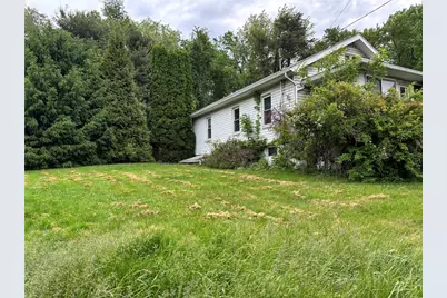 1041 Clinton Rd., Findlay Township, PA 15026 - Photo 4