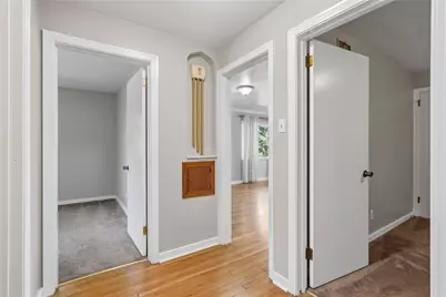 359 Dorseyville Rd, Pittsburgh, PA 15215 - Photo 10