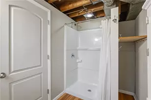 359 Dorseyville Rd, Pittsburgh, PA 15215 - Photo 22