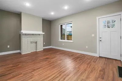 838 Eureka St, Pittsburgh, PA 15210 - Photo 4